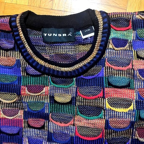 Vtg Tundra Canada Multi Color Sweater Mens Size LT/GL Biggie Hip